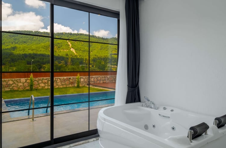 1kiralik-jakuzili-villa-villa-goldan-uno- (41).jpg