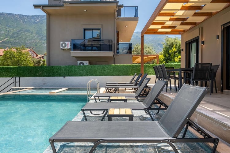 1kiralik-yazlik-tatil-villasi-villa-maison (20).jpg