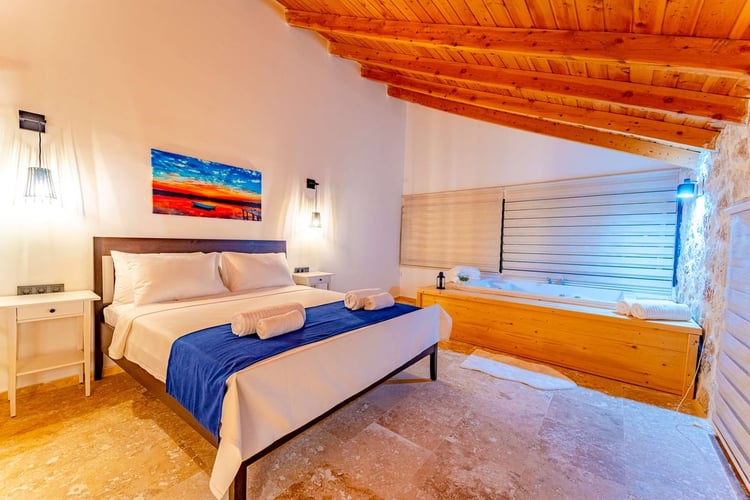 1kiralik-villa-jakuzili-kiralik-villa-villa-sirius (33).jpg