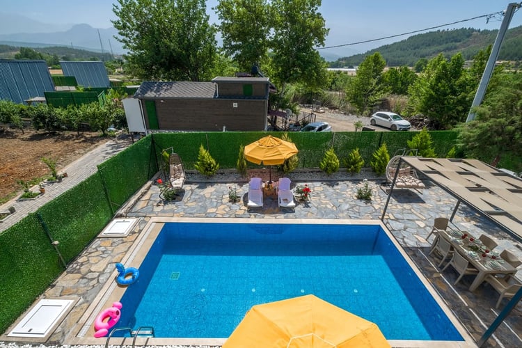 1kiralik-yazlik-villa-villa-atalar-2 (28).jpg