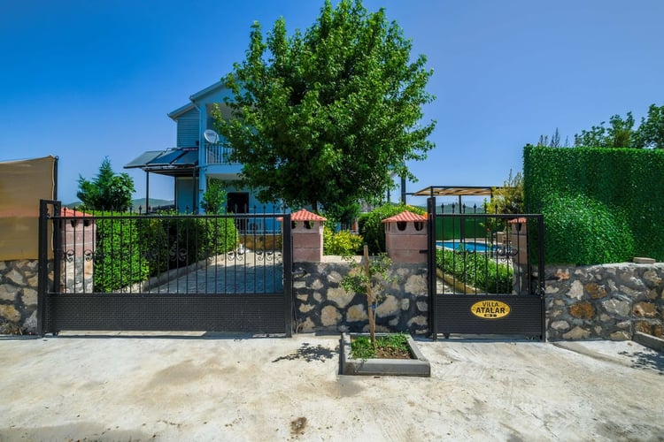 1kiralik-yazlik-villa-villa-atalar-2 (6).jpg