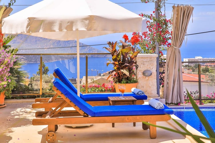 1kiralik-tatil-villasi-villa-esma (10).jpg