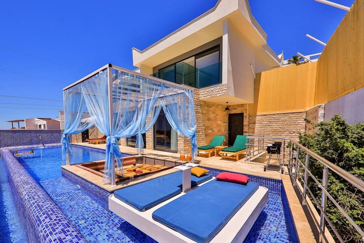 1kiralik-yazlik-villa-villa-londra (4).jpg