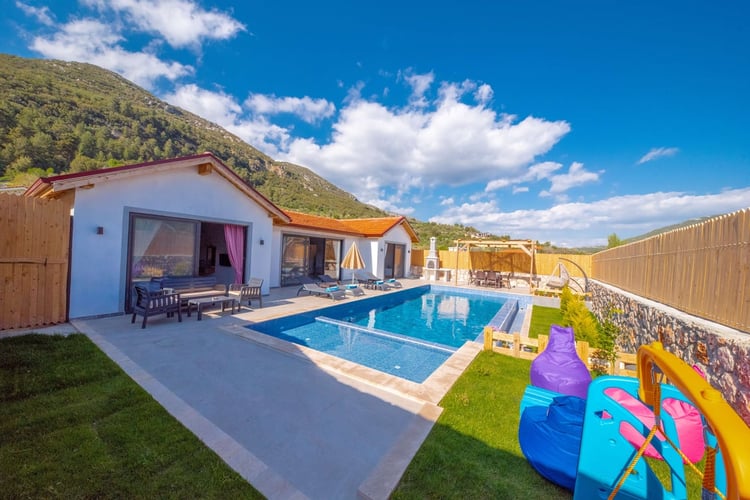 Kiralik-yazlik-villa-villa dessa (6).jpg