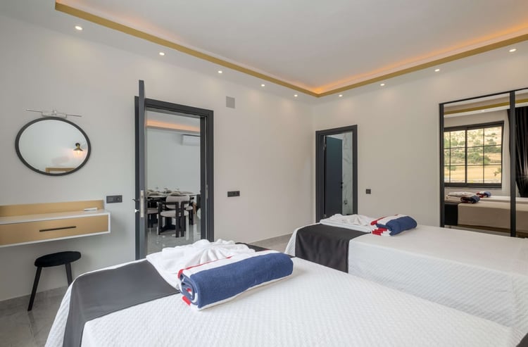 1kiralik-jakuzili-villa-villa-goldan-uno- (49).jpg