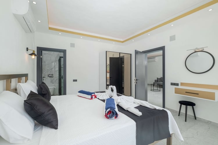 1kiralik-jakuzili-villa-villa-goldan-uno- (45).jpg