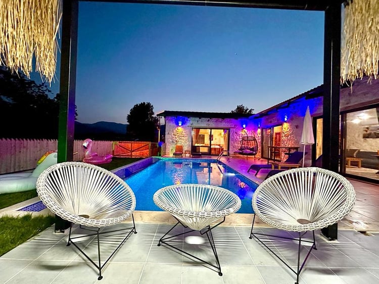 Kiralik-yazlik-villa-villa tomrul (54).jpeg