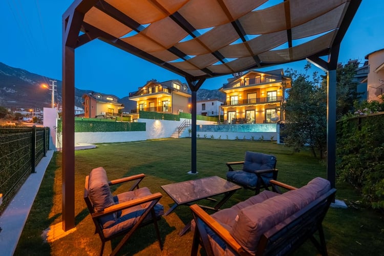 1kiralik-yazlik-villa-villa-azure-luxe (12).jpg