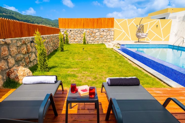 1kiralik-jakuzili-villa-villa-goldan-uno- (20).jpg