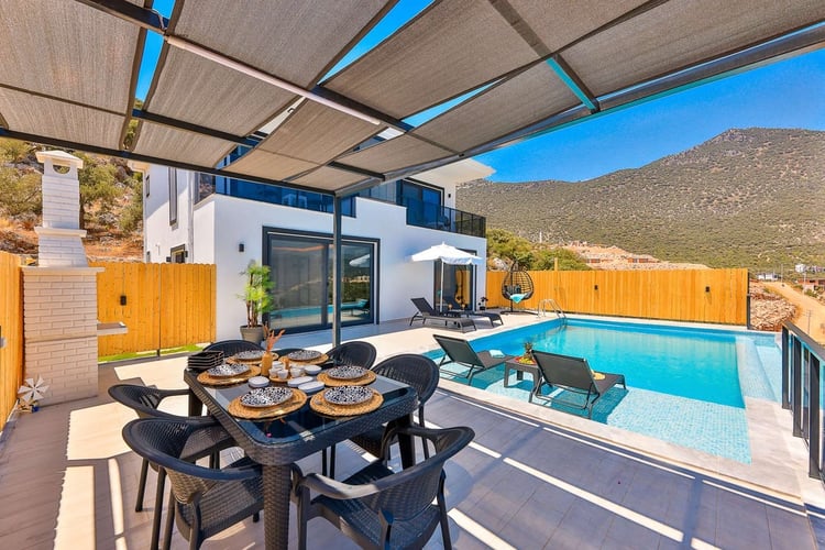 1kiralik-deniz-manzarali-villa-villa-simurg- (7).jpg