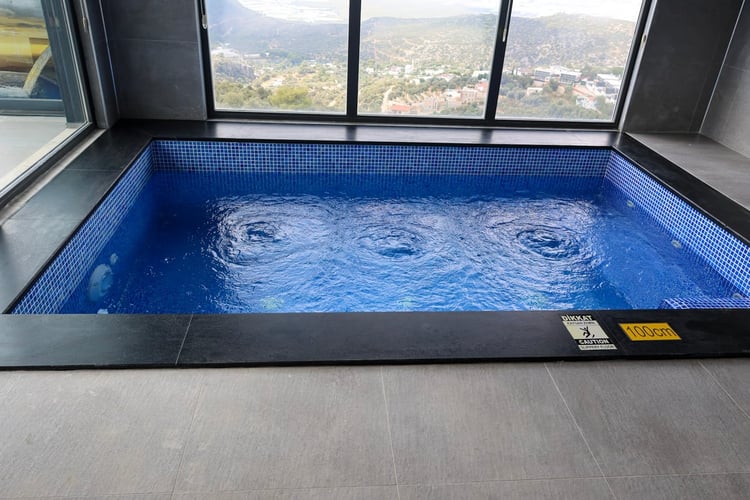 kiralik-isitmali-havuzlu-villa-villa-twin-1- (34).jpg