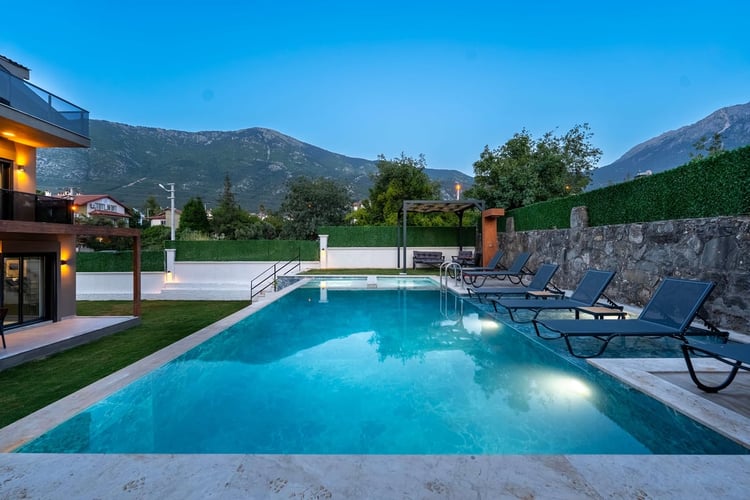 1yazlik-tatil-villasi-villa-infinity (20).jpg