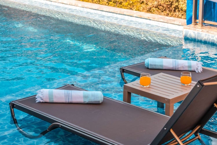 25 kiralik-yazlik-villa-villa gülfidan (28).jpg