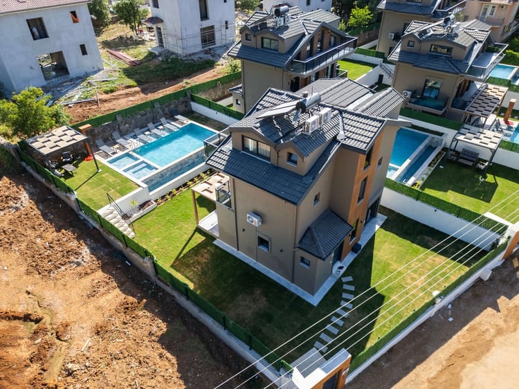 1yazlik-tatil-villasi-villa-infinity (2).jpg