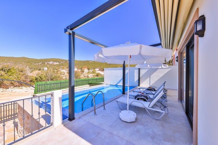 1kiralik-yazlik-villa-villa-safran (10).jpg