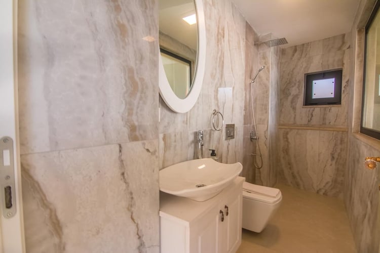 1kiralik-jakuzili-villa-deniz-manzarali-villa-villa-antik (37).jpg