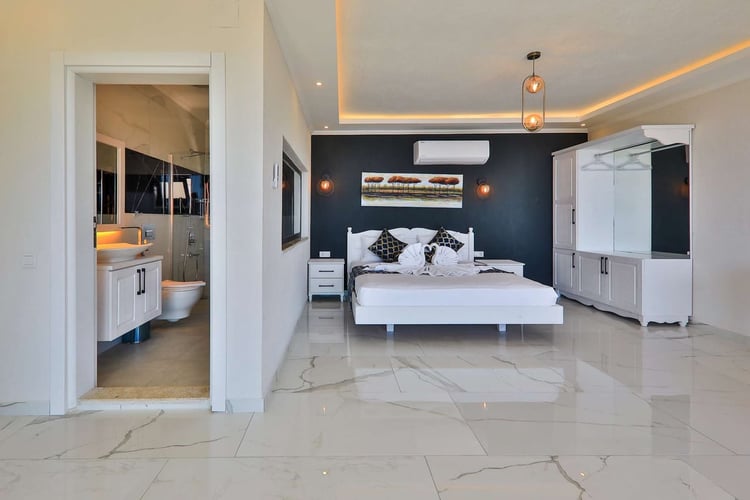 1kiralik-yazlik-villa-villa-londra (34).jpg