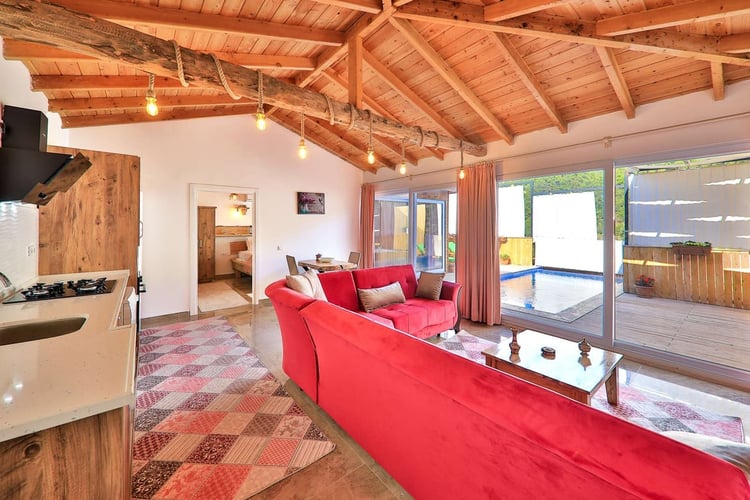 1kiralik-yazlik-villa-villa-baranda (16).jpg