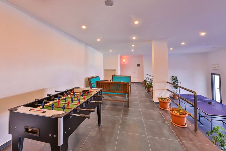 1kiralik-isitmali-havuzlu-villa-villa-kardelen- (25).jpg