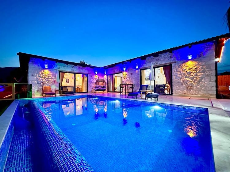 Kiralik-yazlik-villa-villa tomrul (52).jpeg