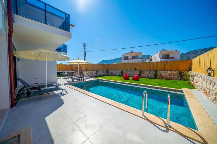 1kiralik-tatil-villasi-villa-blue-moon (10).jpg