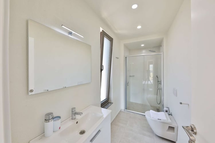 1kiralik-jakuzili-villa-yazlik-villa-serenty-kas (33).jpg