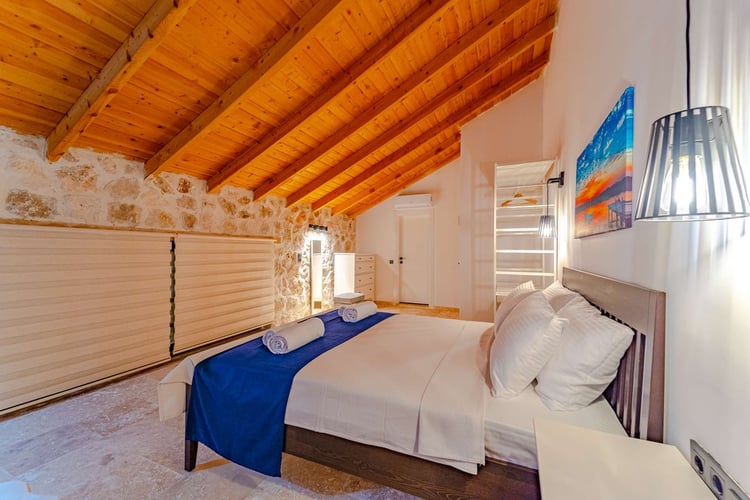 1kiralik-villa-jakuzili-kiralik-villa-villa-sirius (37).jpg