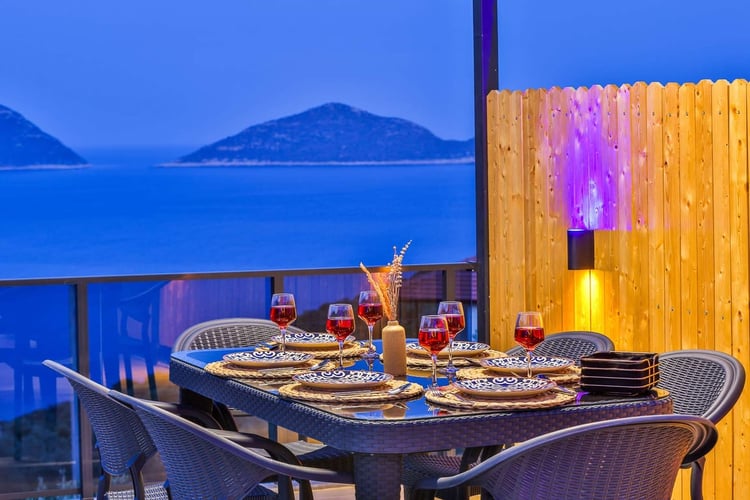 1kiralik-deniz-manzarali-villa-villa-simurg- (27).jpg