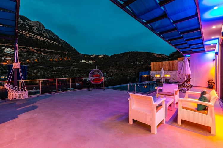 25 kiralik-yazlik-villa-villa gülfidan (30).jpg