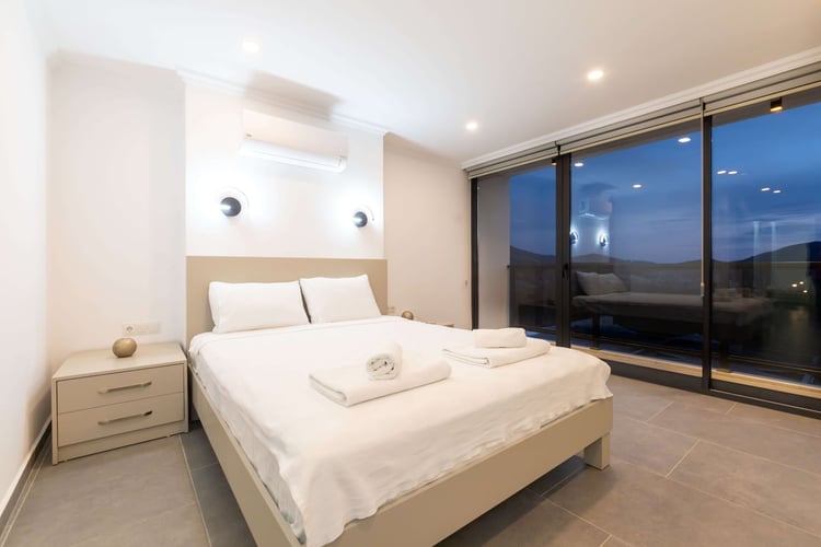 1kiralik-yazlik-villa-villa-liya (18).jpg