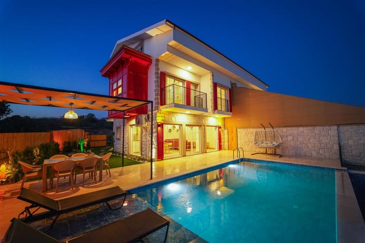 kiralik-yazlik-villa-villa-kayra-konak-1-red- (6).jpg