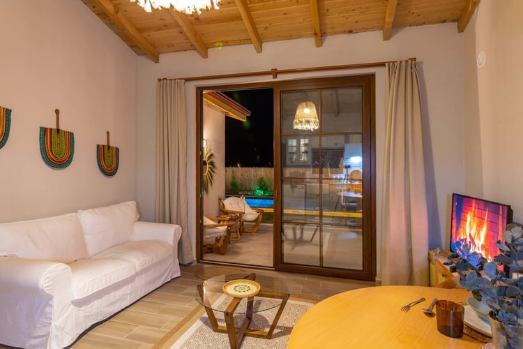 1kiralik-yazlik-villa-villa-green (27).jpg