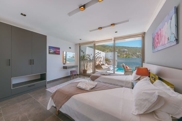 1kiralik-yazlik-villa-villa-aysa (22).jpg