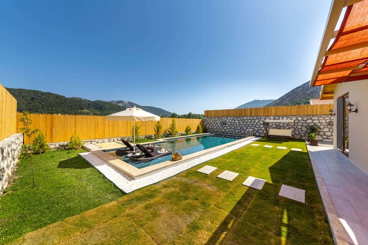 Kiralik-yazlik-villa-villa red (14).jpg