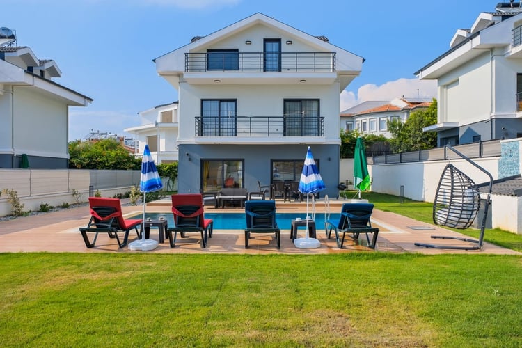 yazlik-kiralik-villa-villa-lara-2- (12).jpg