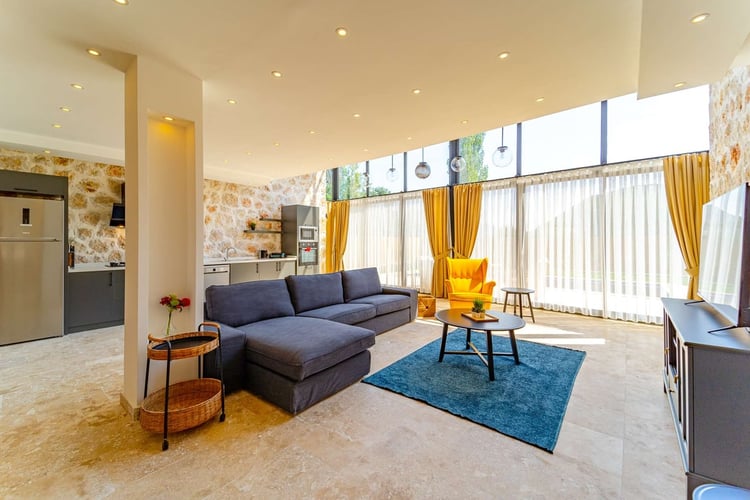 1kiralik-villa-jakuzili-kiralik-villa-villa-sirius (21).jpg