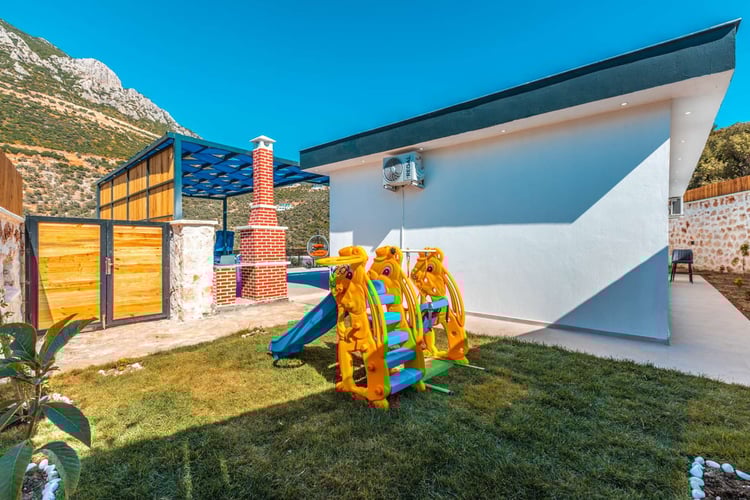 25 kiralik-yazlik-villa-villa gülfidan (14).jpg