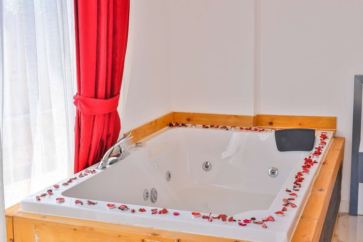 Kiralik-yazlik-villa-villa üzüm (38).jpg