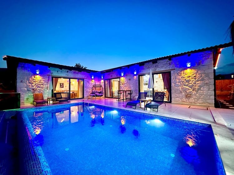 Kiralik-yazlik-villa-villa tomrul (51).jpeg