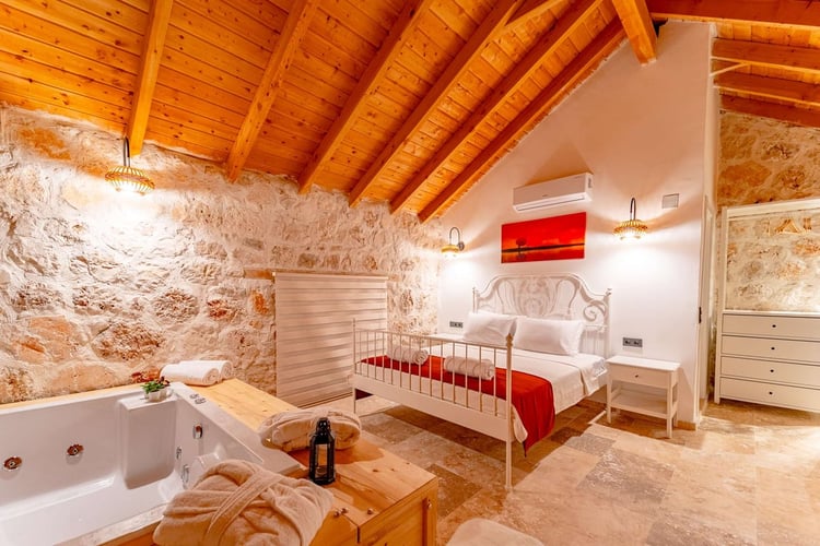 2 (20)kiralik-balayi-villasi-villa-vega.jpg