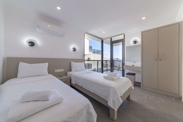 1kiralik-yazlik-villa-villa-liya (20).jpg