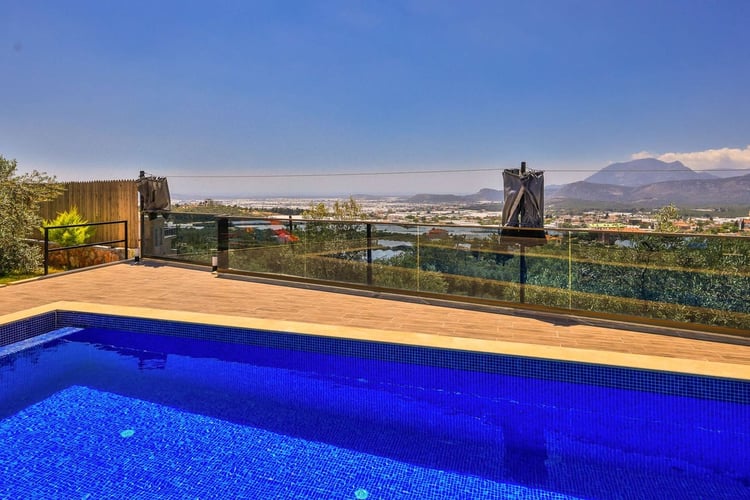 Kiralik-yazlik-villa-villa üzüm (8).jpg