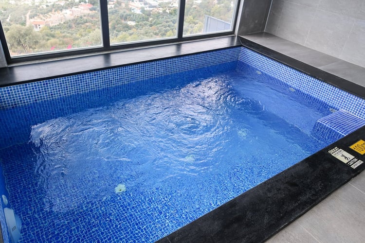 kiralik-isitmali-havuzlu-villa-villa-twin-1- (35).jpg