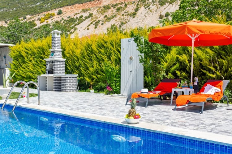 1kiralik-yazlik-villa-villa-arim- (4).jpeg