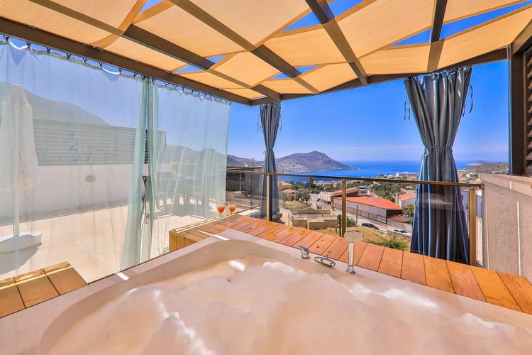 1kiralik-tatil-villasi-villa-esma (39).jpg