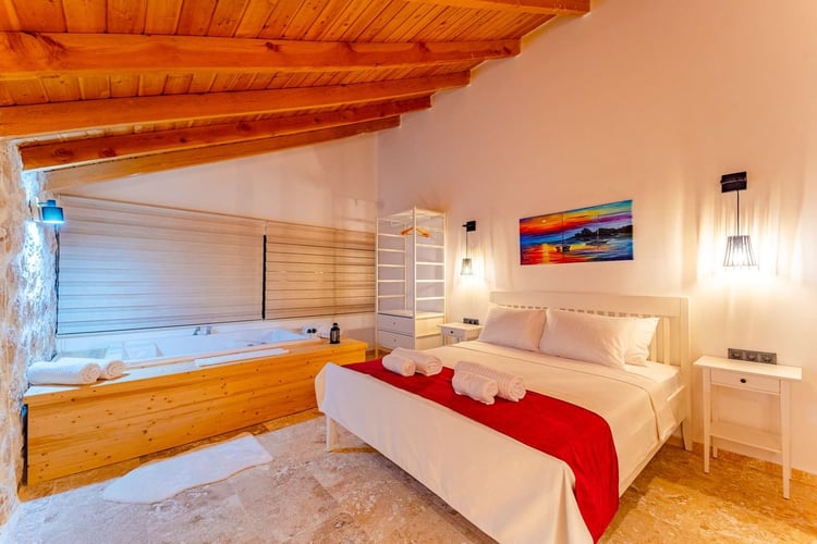 1kiralik-villa-jakuzili-kiralik-villa-villa-sirius (30).jpg