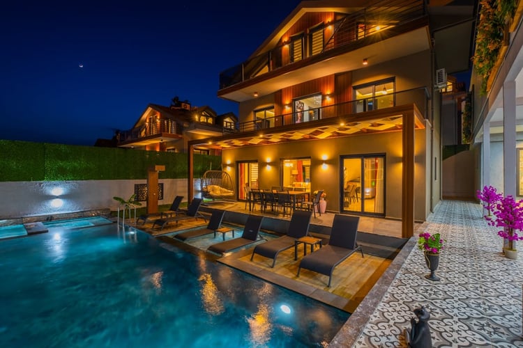 1kirazlik-yazlik-tatil-villasi-villa-su (15).jpeg