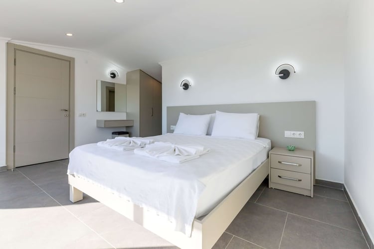 1kiralik-yazlik-villa-villa-liya (25).jpg