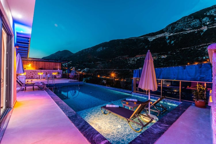 25 kiralik-yazlik-villa-villa gülfidan (2).jpg