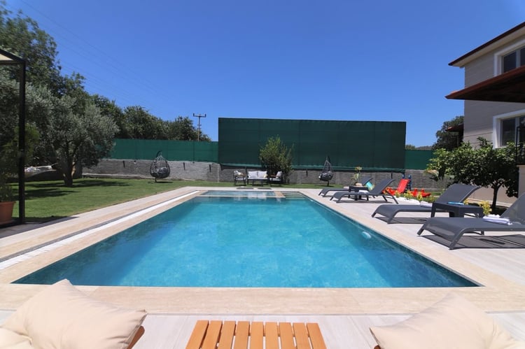 1kiralik-yazlik-villa-villa-big-house- (4).jpeg